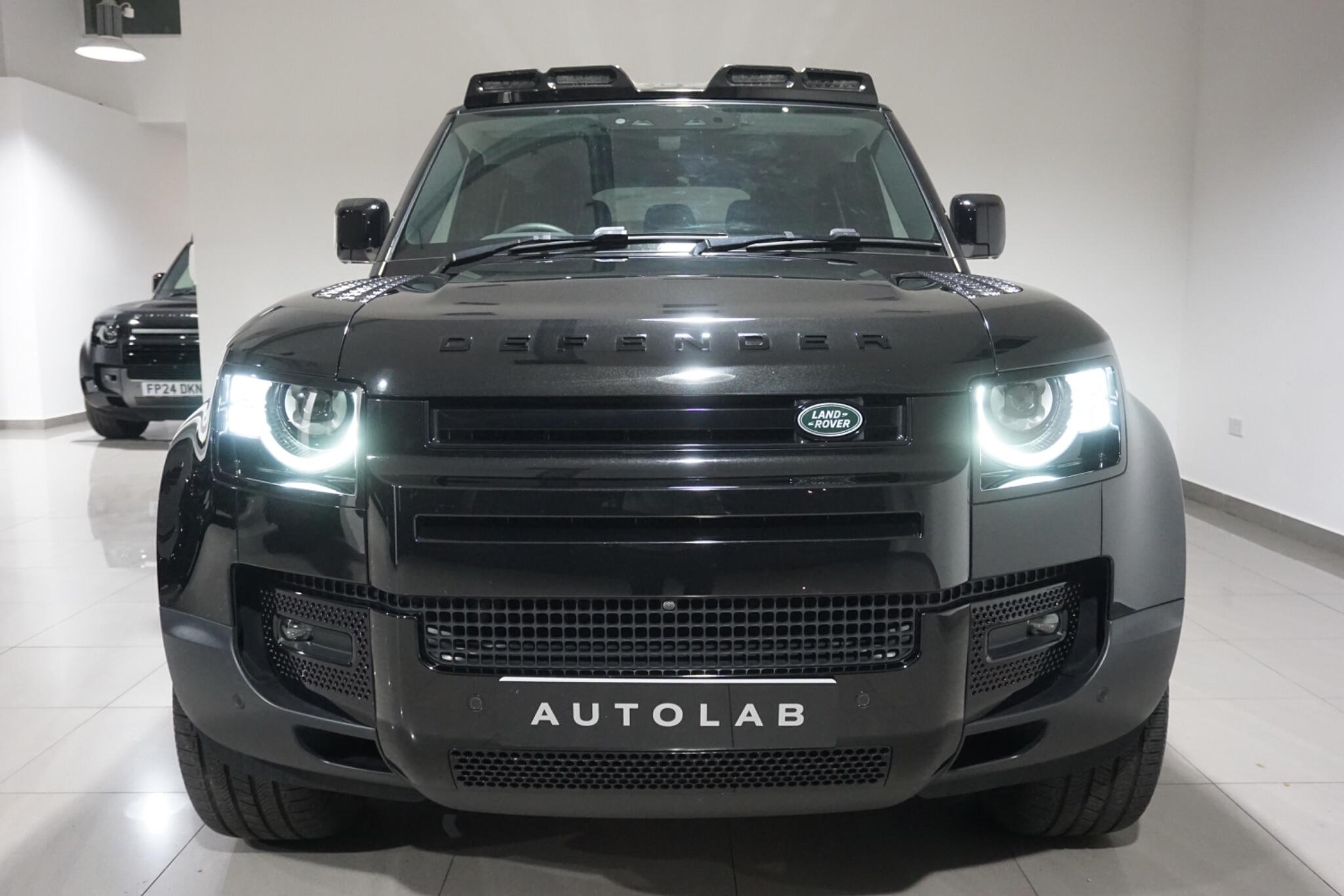 Land Rover Defender 110 3.0 D250 MHEV HSE Hard Top SUV 5dr Diesel Auto 4WD MWB Euro 6 (s/s) (250 ps)